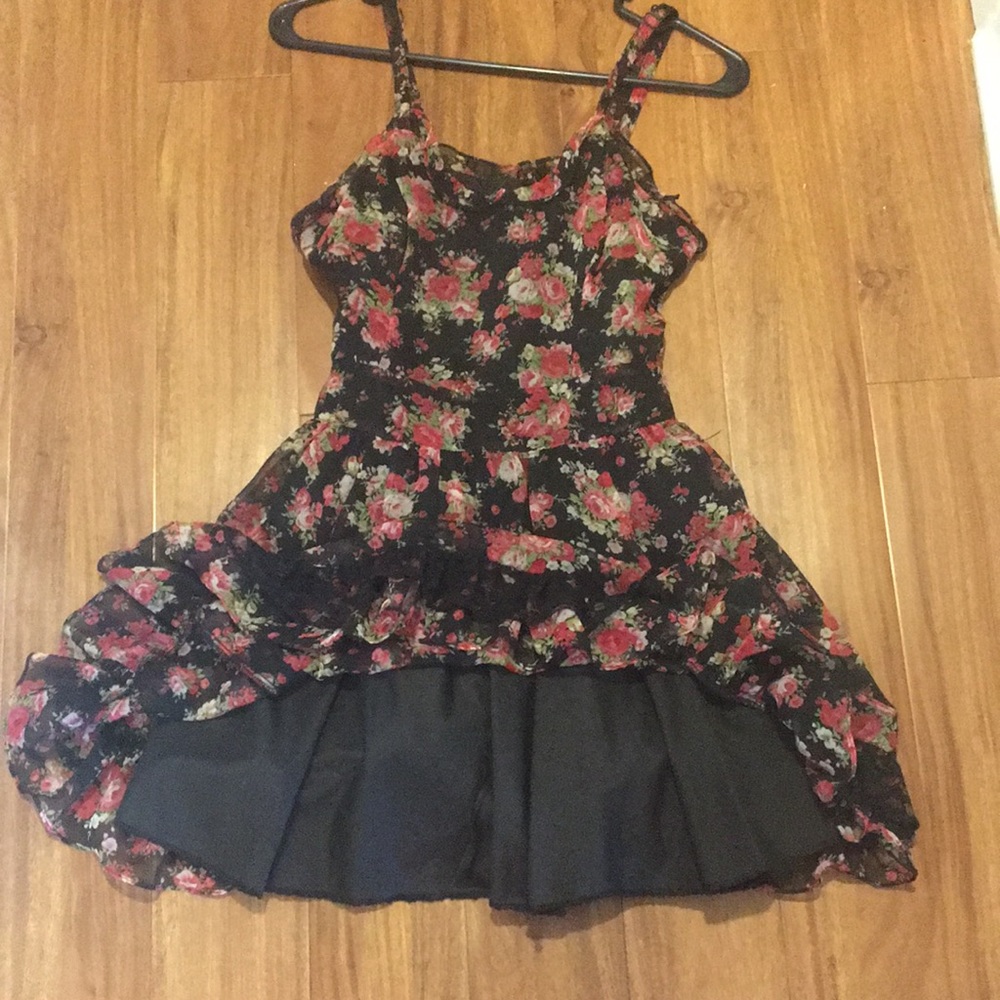 Floral chiffon dress. Small.